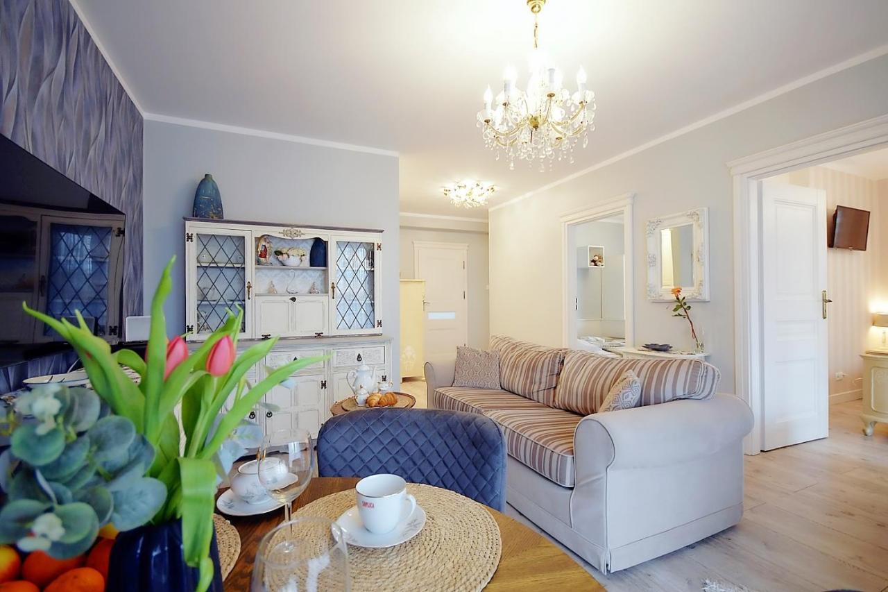 Miodowy Dom Exspanse Apartament 2 Lub 3 Pokoje Z Tarasem I Parkingiem โควอบเซก ภายนอก รูปภาพ
