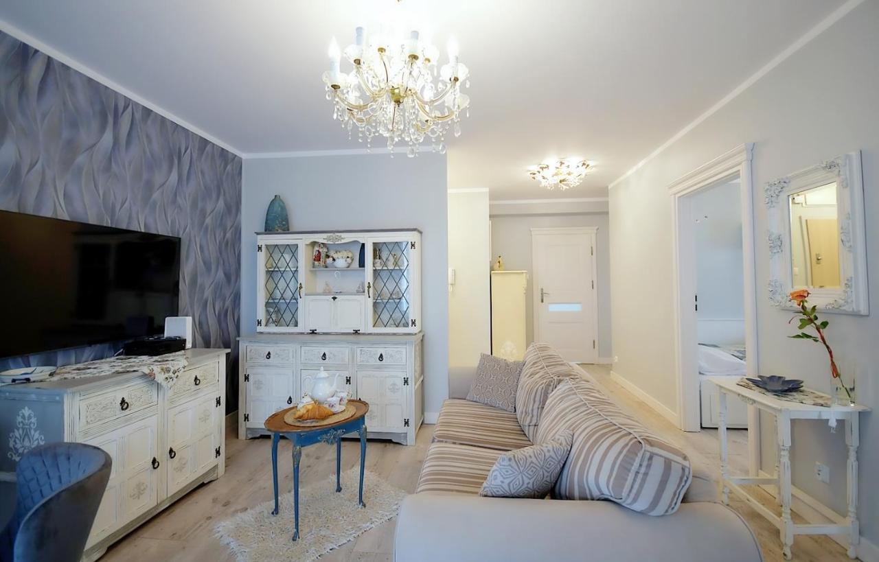 Miodowy Dom Exspanse Apartament 2 Lub 3 Pokoje Z Tarasem I Parkingiem โควอบเซก ภายนอก รูปภาพ