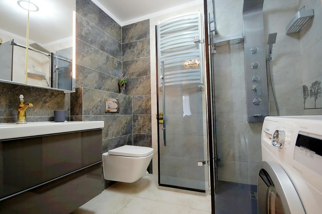 Miodowy Dom Exspanse Apartament 2 Lub 3 Pokoje Z Tarasem I Parkingiem โควอบเซก ภายนอก รูปภาพ