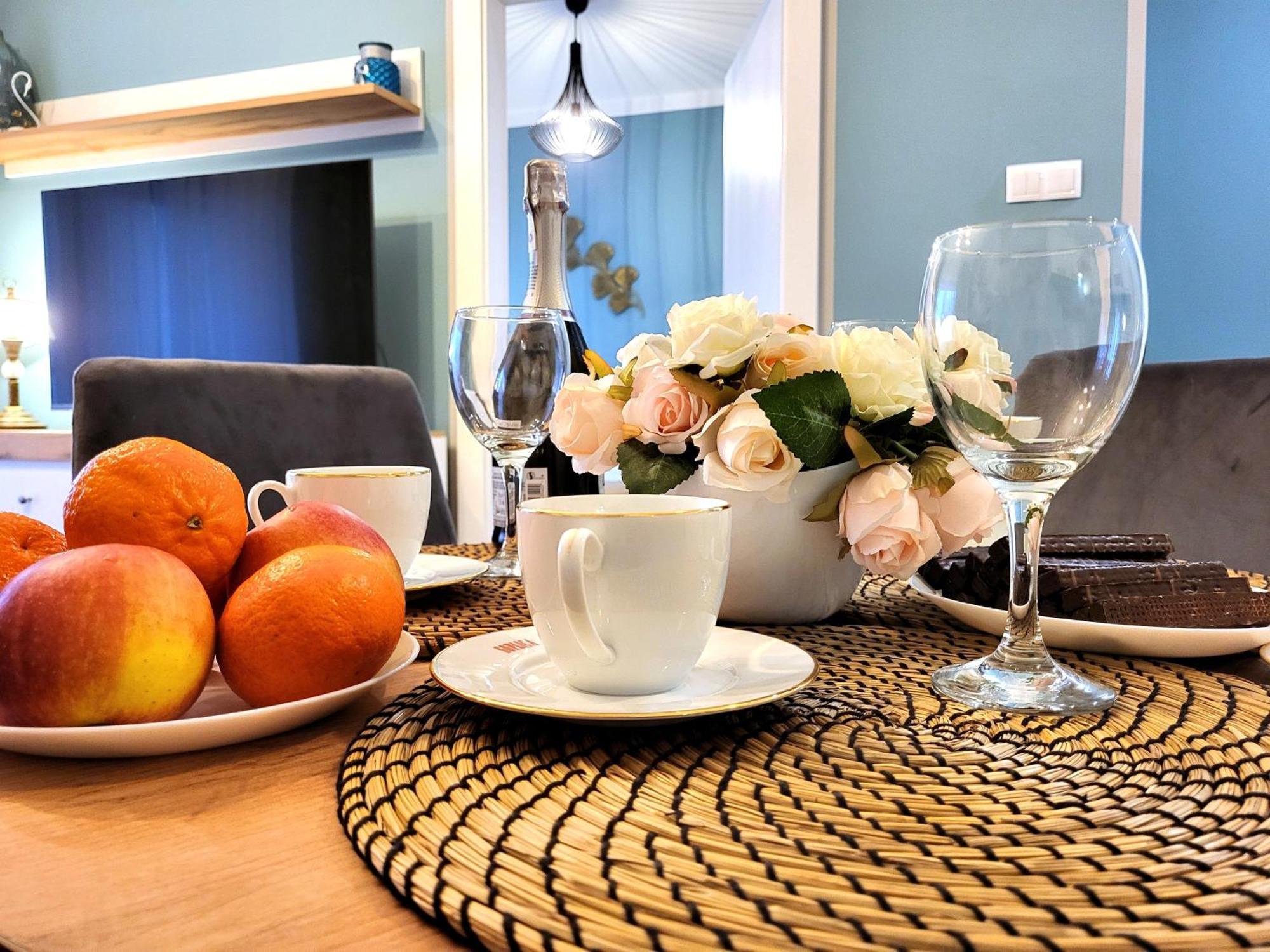 Miodowy Dom Exspanse Apartament 2 Lub 3 Pokoje Z Tarasem I Parkingiem โควอบเซก ภายนอก รูปภาพ