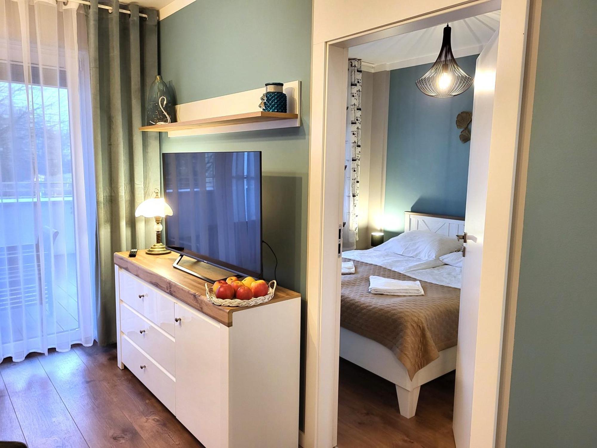 Miodowy Dom Exspanse Apartament 2 Lub 3 Pokoje Z Tarasem I Parkingiem โควอบเซก ภายนอก รูปภาพ