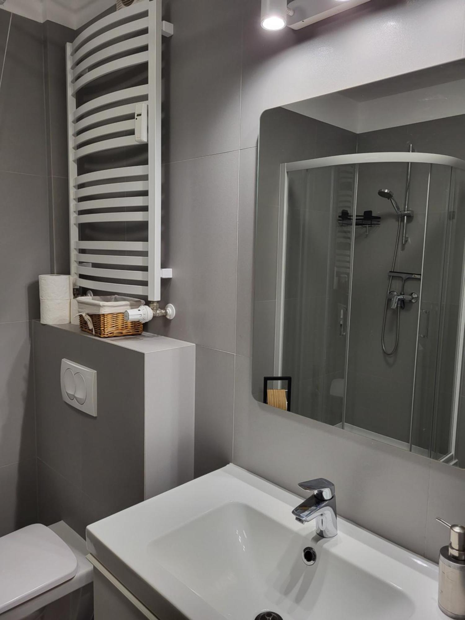 Miodowy Dom Exspanse Apartament 2 Lub 3 Pokoje Z Tarasem I Parkingiem โควอบเซก ภายนอก รูปภาพ